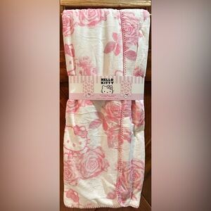 Viral HTF Hello Kitty White with Pink Roses Reversible Plush Throw Blanket